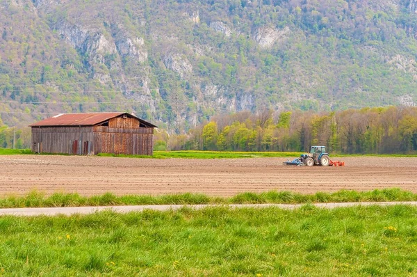 Schöne Aussicht Auf Die Landwirtschaftlich Bedeutsamen Felder Der Rhoneebene Der — Stockfoto