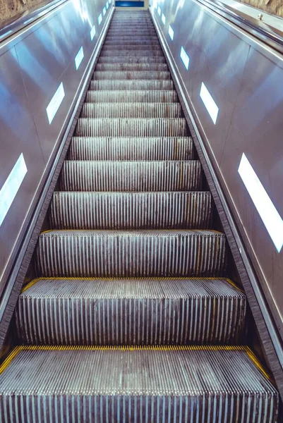 Lege Roltrap Metro Van München Dagelijks Pendelen Duizenden Mensen Met — Stockfoto