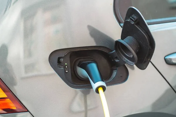 Carro Cinza Ficar Cheio Combustível Perfeito Para Publicidade Combustível — Fotografia de Stock