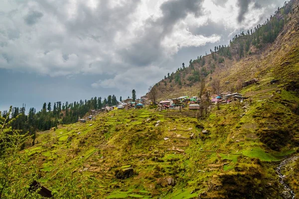 Groene Bergen Het Oude Indiase Dorp Malana Staat Himachal Pradesh — Stockfoto