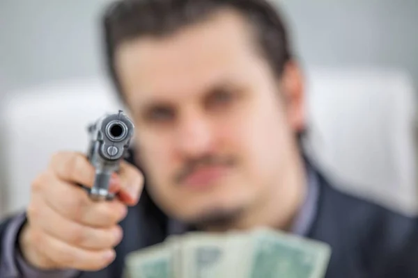 Hombre Negocios Está Apuntando Con Arma Alguien — Foto de Stock