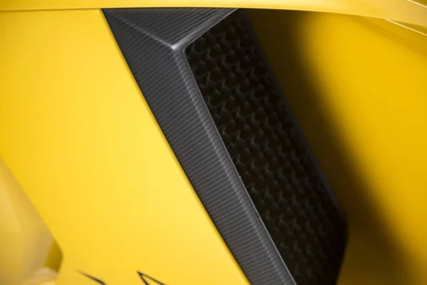 Close Dos Detalhes Exteriores Carro Esporte Amarelo Moderno — Fotografia de Stock