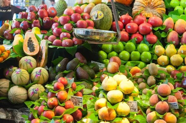 Different Types Vegetables Put Selves Market — Stock Photo, Image