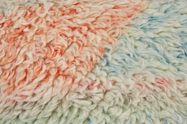 Een Close Shot Van Een Pluizig Kleurrijk Tapijt Textiel — Stockfoto