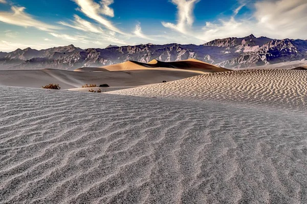 Piękna Sceneria Mesquite Płaskich Wydm Dolina Śmierci Kalifornia — Zdjęcie stockowe