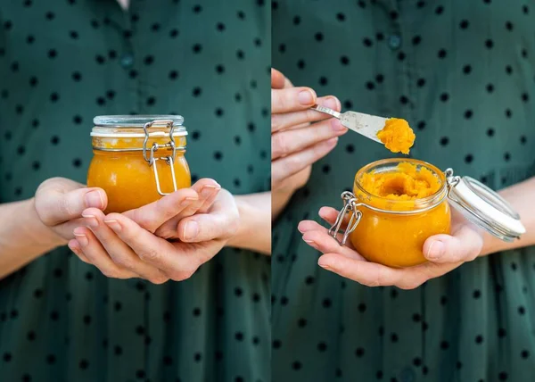 Collage Una Donna Che Tiene Una Marmellata Vegana Albicocche Crude — Foto Stock