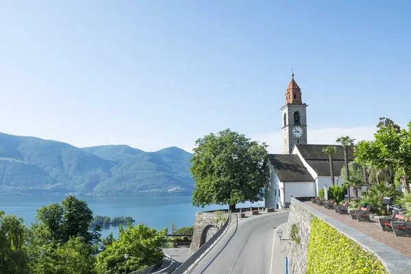 Eglise Ronco Sopra Ascona Sur Lac Majeur Alpin Avec Montagne — Photo