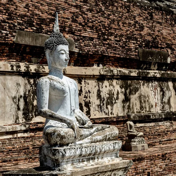 Krásný Záběr Starou Sochu Buddhy — Stock fotografie
