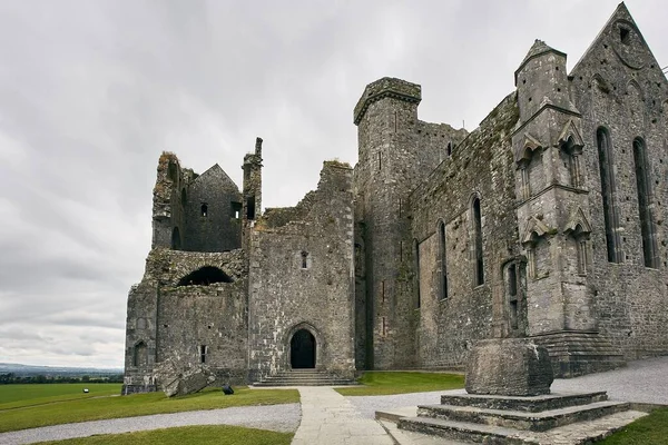 Disparo Ángulo Bajo Rock Cashel Irlanda —  Fotos de Stock