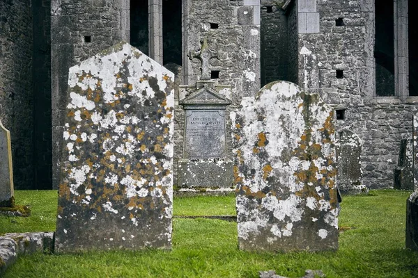 Přízračná Scenérie Hřbitova Skály Cashel — Stock fotografie