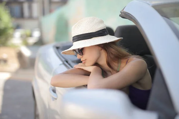 Selective Focus Shot Female Sunhat Sunglasses Driver Seat White Convertible — Stock Photo, Image