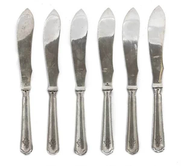 Beyaz Arkaplanda Eski Bir Gümüş Çatal Bıçak — Stok fotoğraf