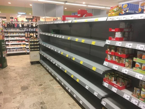 Frankfurt Main Allemagne Mars 2020 Étagères Vides Dans Épicerie Rewe — Photo