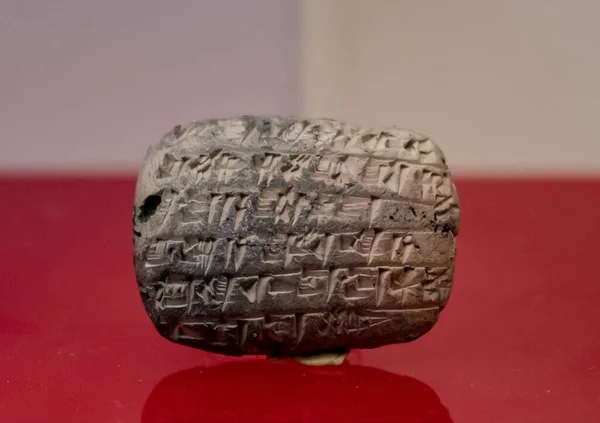 Eine Nahaufnahme Einer Alten Keilschrifttafel Ausgestellt Museum Für Anatolische Zivilisationen — Stockfoto
