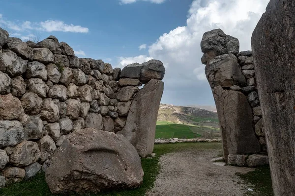 Vacker Bild Gamla Hittite Stenmurar Och Öppen Grind Anatolien Corum — Stockfoto