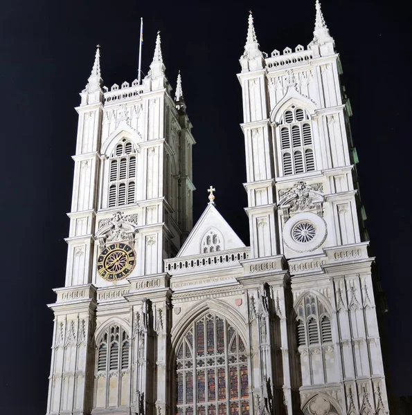 Primer Plano Una Iglesia Impresionante Abadía Westminster Londres Por Noche — Foto de Stock