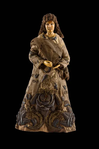 Fotografie Verticală Statuii Unei Femei Izolată Fundalul Negru — Fotografie, imagine de stoc