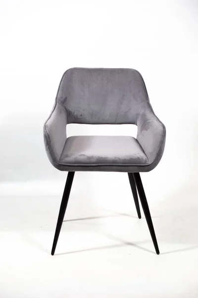 Uma Bela Foto Uma Cadeira Cinza Elegante Isolada Fundo Branco — Fotografia de Stock