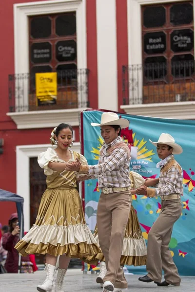 クリストバル カサス メキシコ 2019年4月19日 クリストバル カサスの復活祭の期間中の伝統舞踊 セマナ サンタ — ストック写真