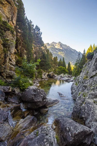 Uma Bela Paisagem Montanhas Ibones Panticosa Nos Pirinéus Aragoneses Espanha — Fotografia de Stock