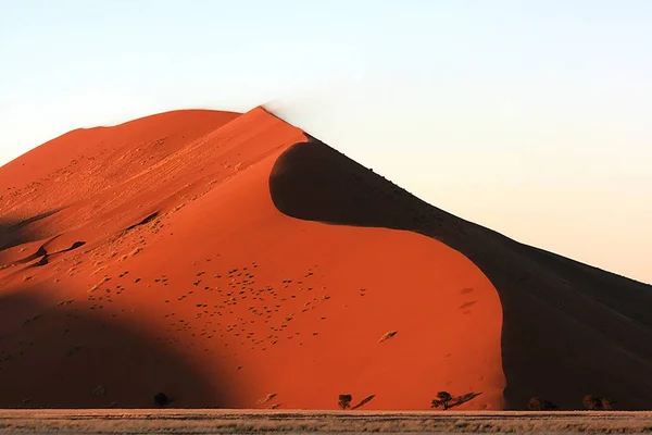 Tiro Tirar Fôlego Dunas Areia Deserto Sossusvlei Sob Luz Sol — Fotografia de Stock