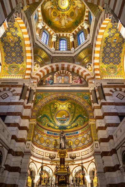 Retrato Vertical Interior Basílica Notre Dame Garde Marselha França — Fotografia de Stock