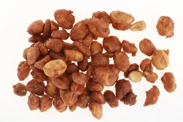 Eine Aufnahme Von Einem Haufen Köstlicher Gerösteter Nüsse Auf Weißem — Stockfoto