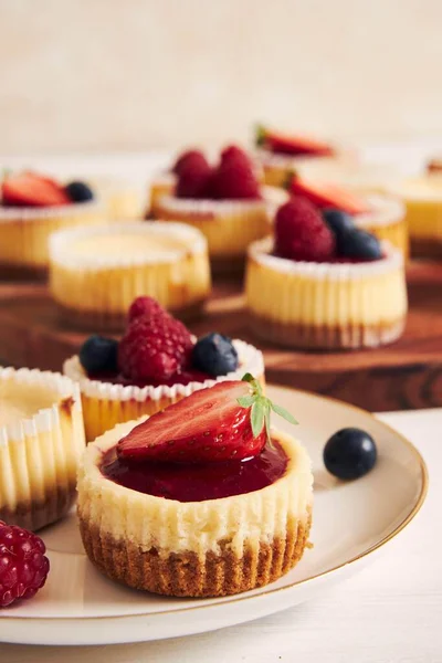 Plan Grand Angle Cupcakes Fromage Avec Gelée Fruits Fruits Sur — Photo