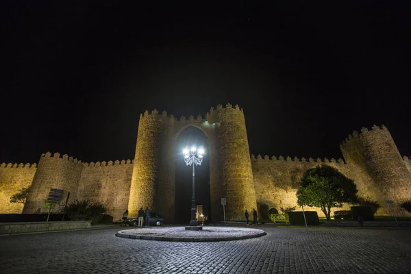 Bellissimo Scatto Delle Mura Notturne Del Castello Segovia Spagna — Foto Stock