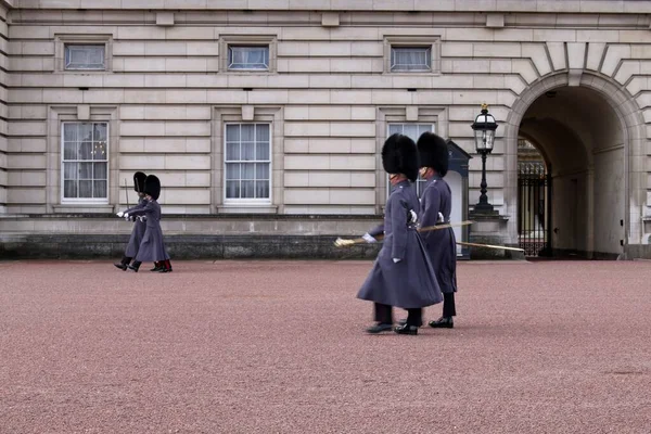 Londres Reino Unido Mar 2018 Icónico Cambio Guardia Palacio Buckingham — Foto de Stock