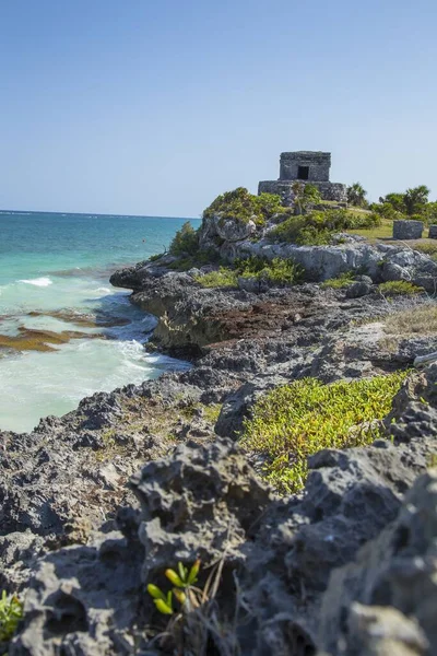 Krásný Svislý Záběr Chrámy Pobřeží Tulum Mexiku — Stock fotografie