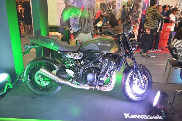 Kawasaki 900 motocicleta no Philippine Moto Heritage Weekend — Fotografia de Stock