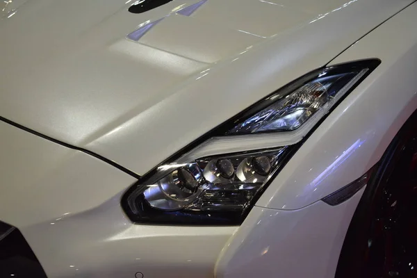 2017 Nissan Gt-R světlomet v autosalonu Manila — Stock fotografie