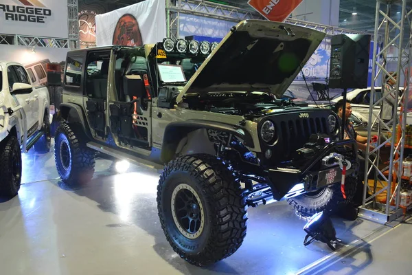 Manila Oto Salonunda Jeep Wrangler