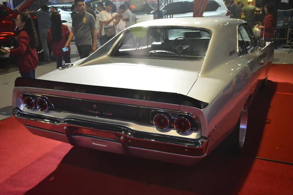 Dodge Charger en Manila Auto Salon — Foto de Stock