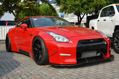 Nissan Gtr Bumper 'dan Bumper 15 araba fuarına
