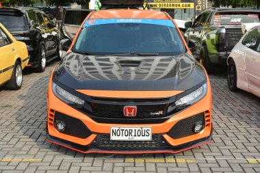 Honda Civic R Tipi Bumper 'dan Bumper 15 araba fuarına