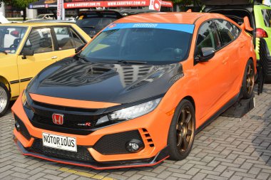 Honda Civic R Tipi Bumper 'dan Bumper 15 araba fuarına