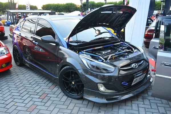 Hyundai Accent Hatchback at Bumper to Bumper 15 car show — Stock Photo, Image