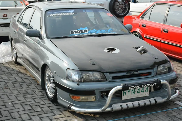 Toyota Caldina no pára-choques para Bumper 15 show de carros — Fotografia de Stock