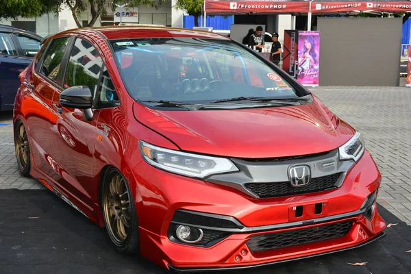 Honda Jazz al paraurti a paraurti 15 car sho — Foto Stock