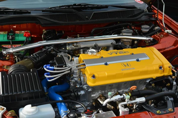 Honda Civic Motor an Stoßstange zu Stoßstange 15 Autoshow — Stockfoto