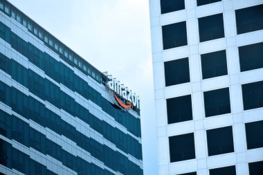 Amazon bina cephesi 