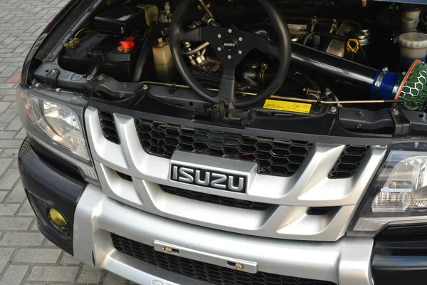 Isuzu Crosswind at Bumper to Bumper 15 car show — Stock Photo, Image