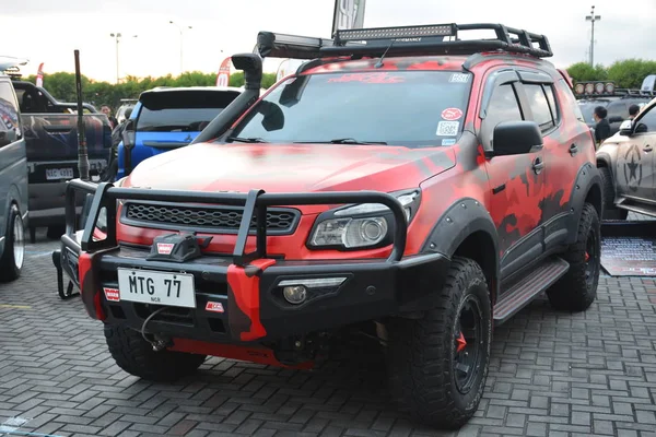 Chevrolet Trailblazer SUV na Bumper do Bumper 15 pokaz samochodów — Zdjęcie stockowe