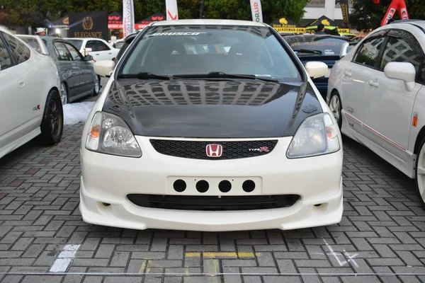 Honda Jazz Tipi R Bumper 'dan Bumper 15 araba fuarına — Stok fotoğraf