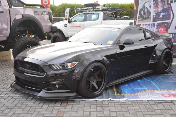 Ford Mustang no pára-choques para Bumper 15 show de carros — Fotografia de Stock