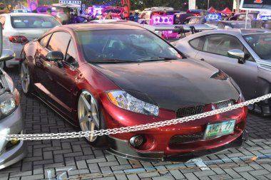 Mitsubishi Eclipse Bumper 'dan Bumper 15 araba fuarına