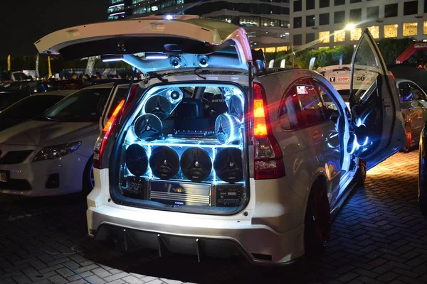 Customized sound system of Honda CRV suv at Bumper to Bumper 15 — 스톡 사진