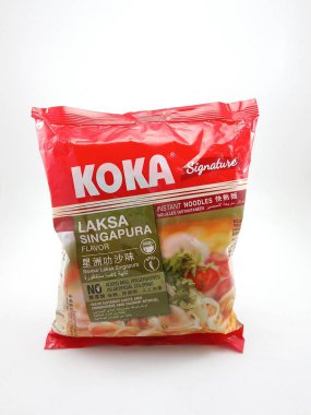 Koka imzası Laksa Singapura aromalı erişte. 